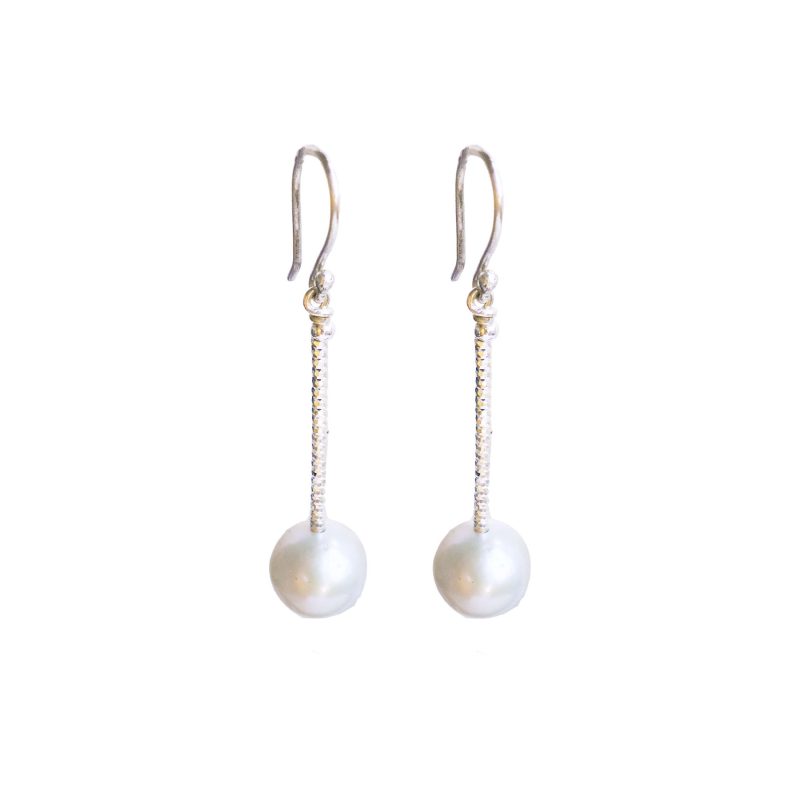 Loya Pearl Silver Earring - Stylish & Healing Gem Jewels